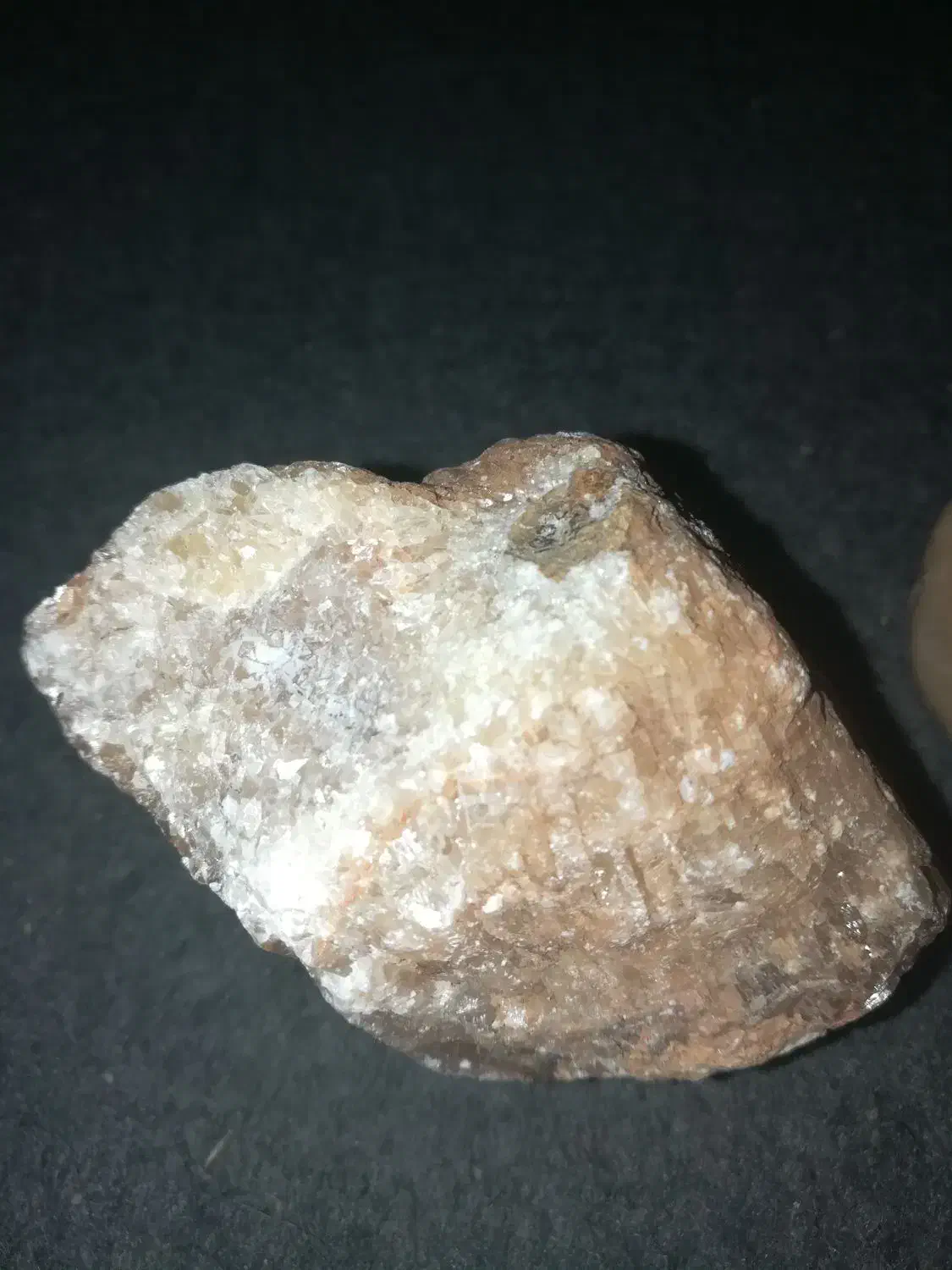 سنگ|کلکسیون اشیاء عتیقه|شیراز, دست خضر|دیوار