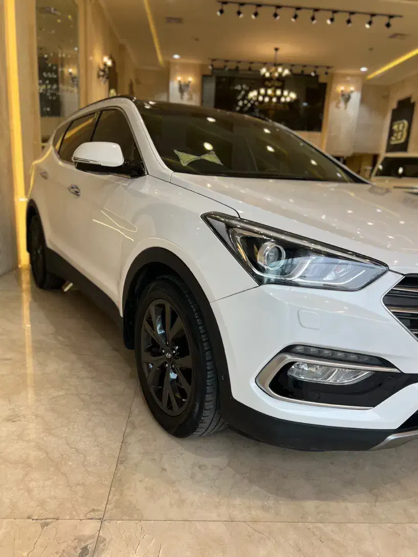 سانتافه۲۰۱۷ خیلی تمیز  ۶۴ آپشن واقعی|خودرو سواری و وانت|مشهد, امام رضا (ع)|دیوار