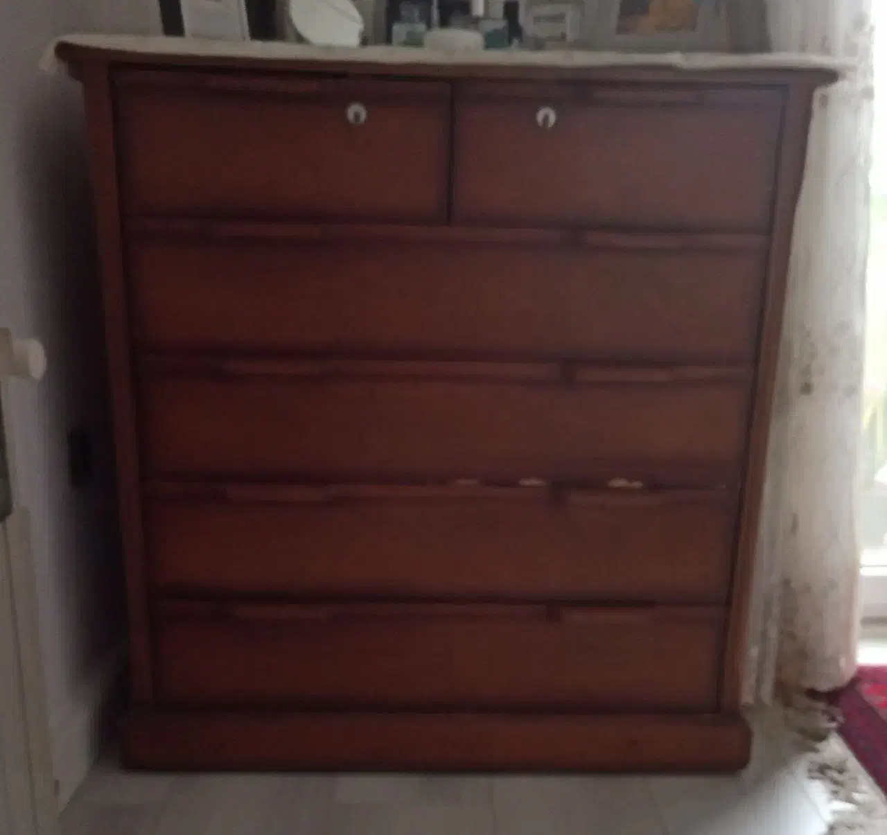 دراور چوبی|جاکفشی، کمد، دراور|رشت, خواهر امام|دیوار