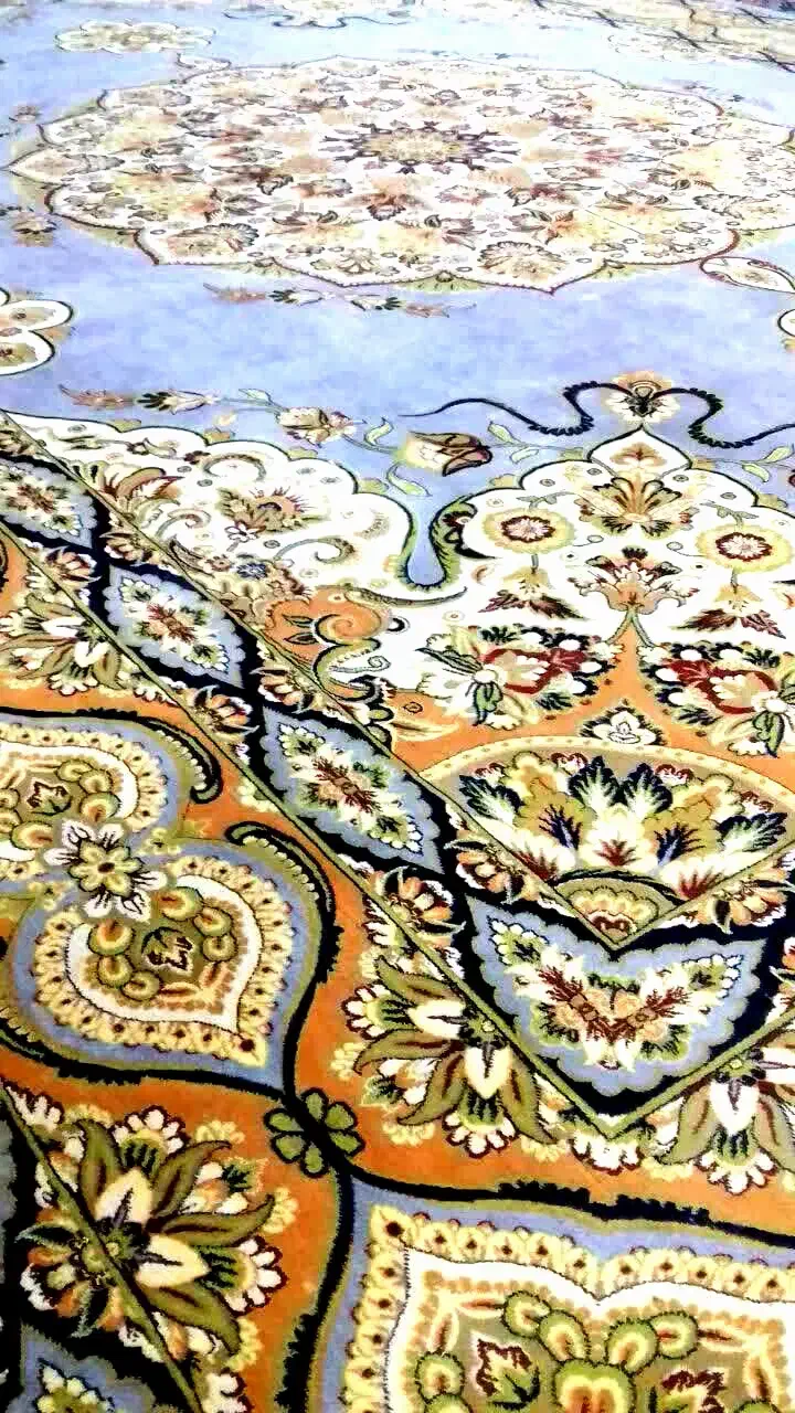 فرش 12متری هفتصد شانه و شش عدد پشتی|فرش|برازجان, |دیوار