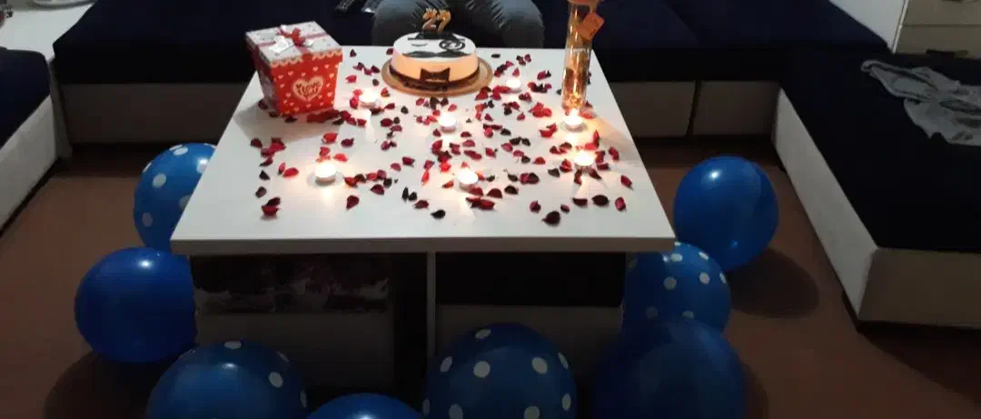 میز جلو مبلی چوبی سفید سایر یک در یک|مبلمان خانگی و میز عسلی|شاهین‌شهر, مسکن مهر|دیوار