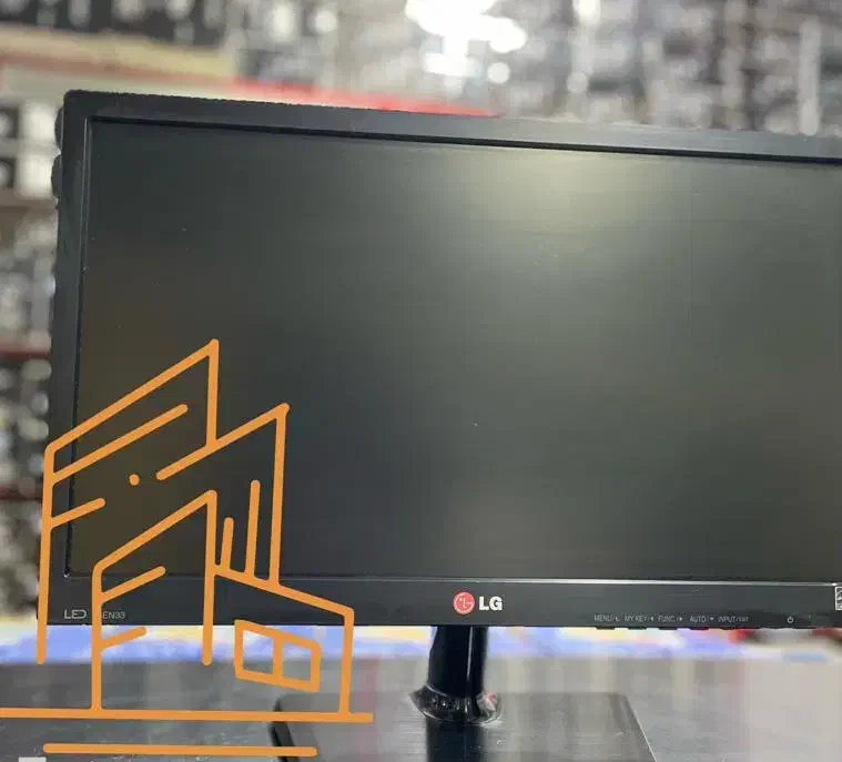 فروش ویژه مانیتور TV monitor|رایانه رومیزی|شیراز, سینما سعدی|دیوار