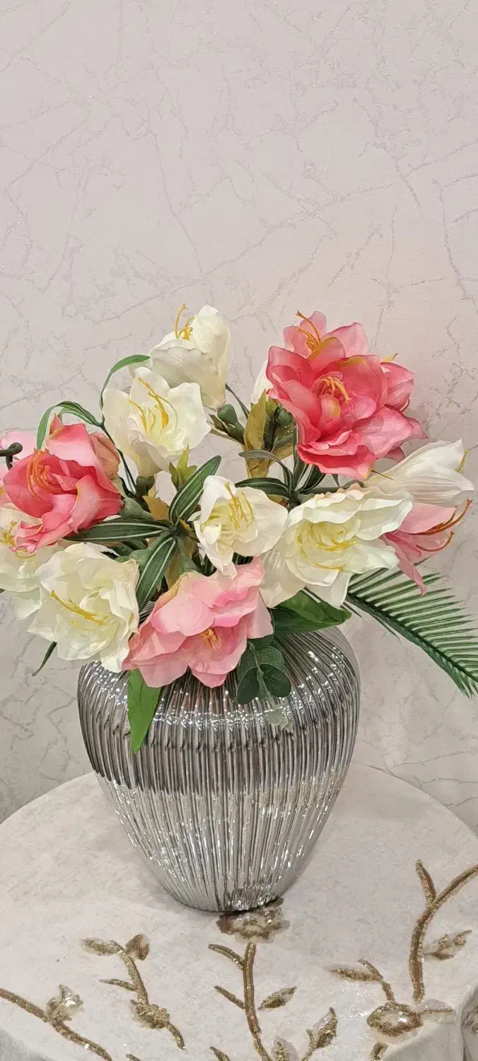 گل در حد نو|گل مصنوعی|همدان, |دیوار