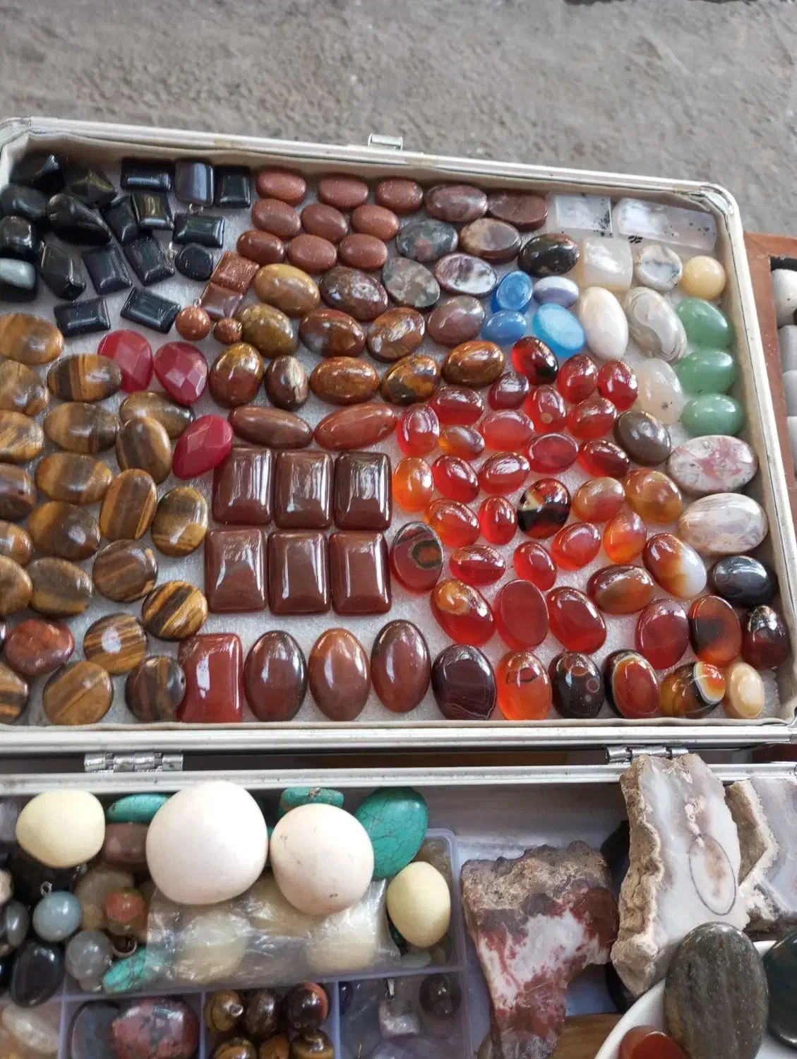 انگشتر و سنگ|جواهرات|شیراز, زند|دیوار