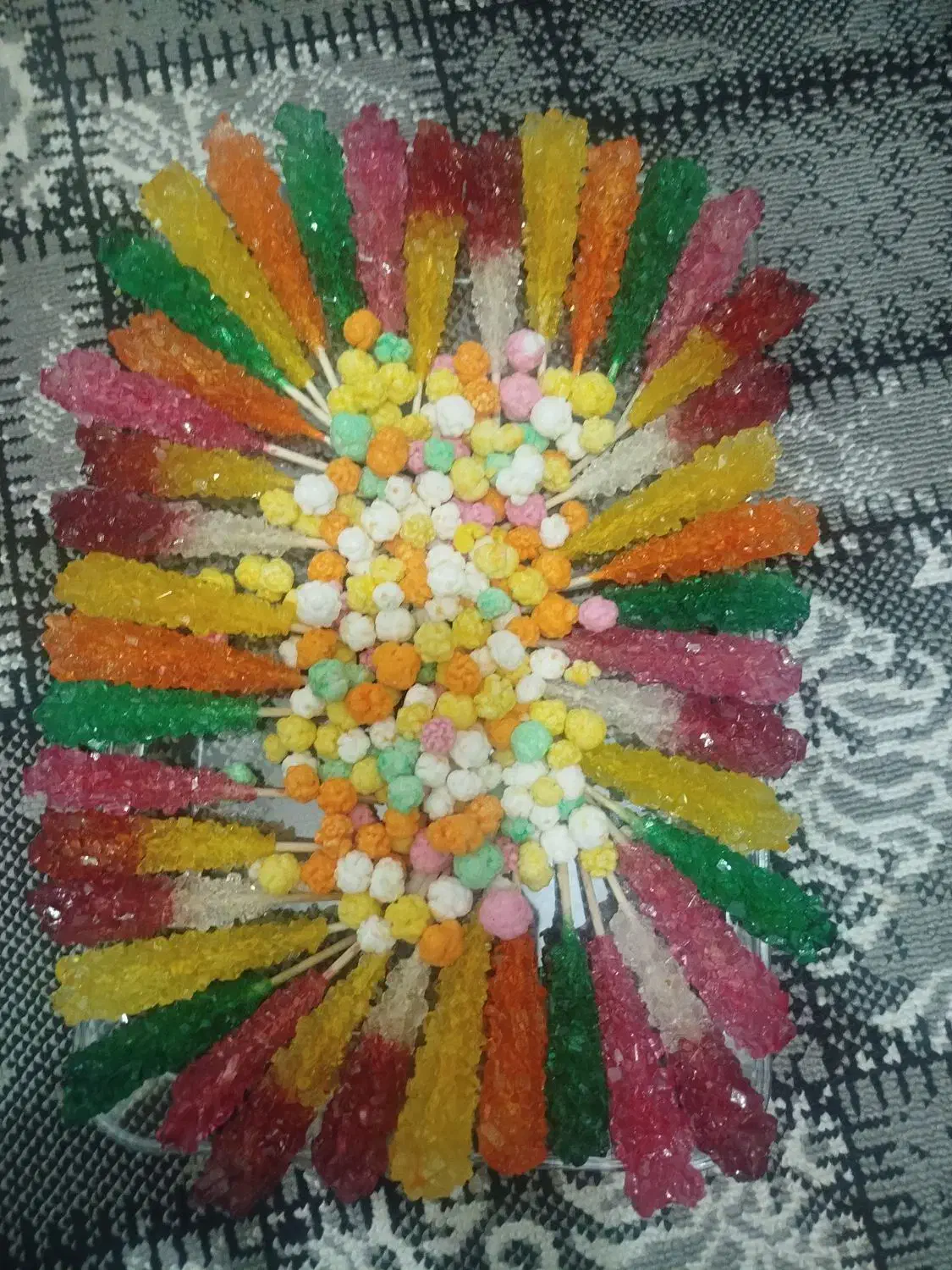 نبات نقل های رنگی وطعم دار با نبات های دمنوش|خوردنی و آشامیدنی|شریف‌آباد, |دیوار