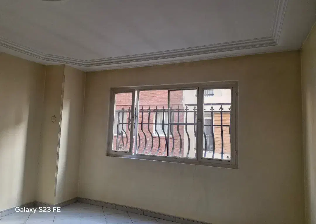 65متر/فول امکانات/پارک ماشین/آسانسور/انباری