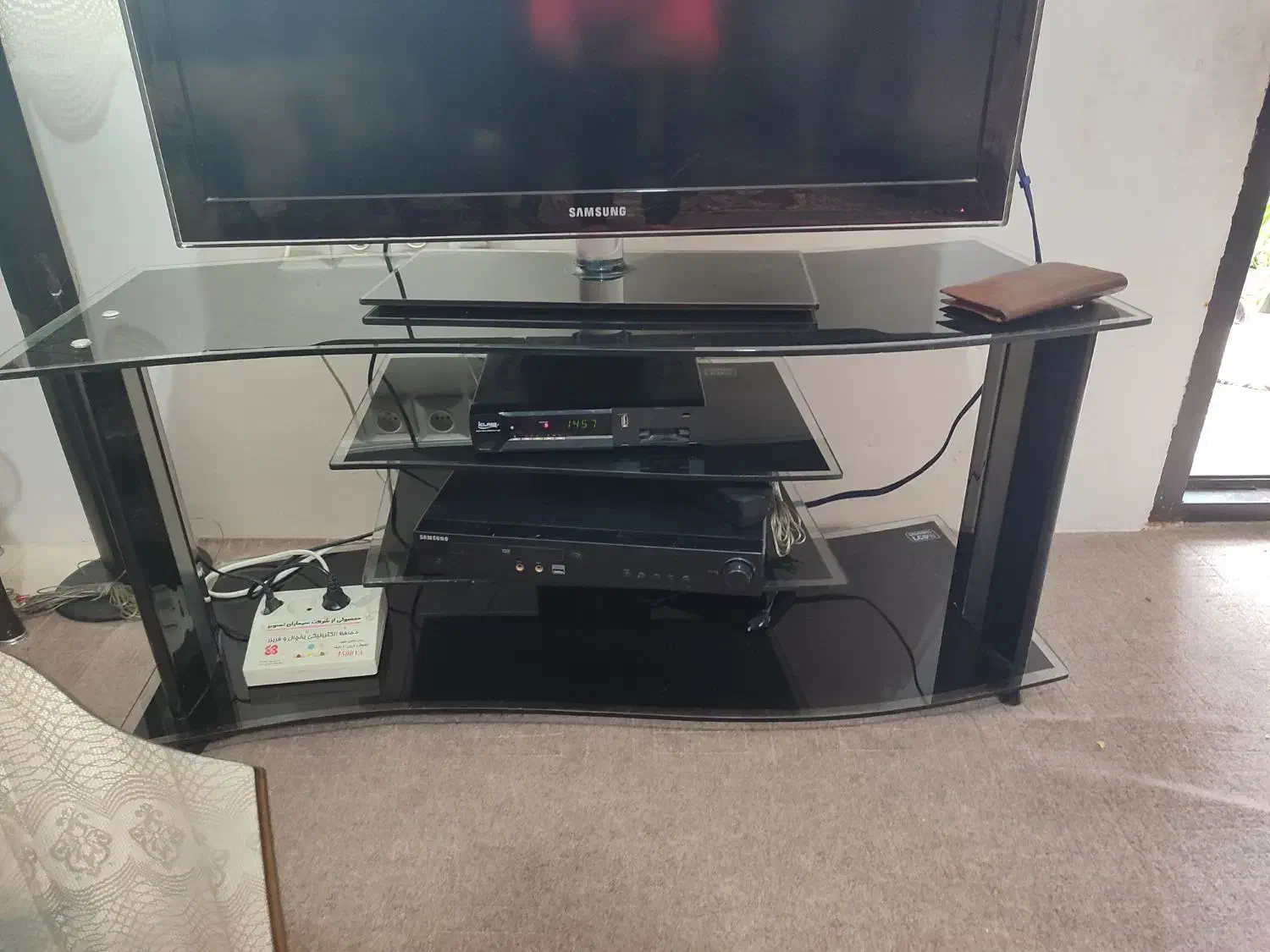 میزتلویزیون|میز تلویزیون|لاهیجان, لیالستان|دیوار