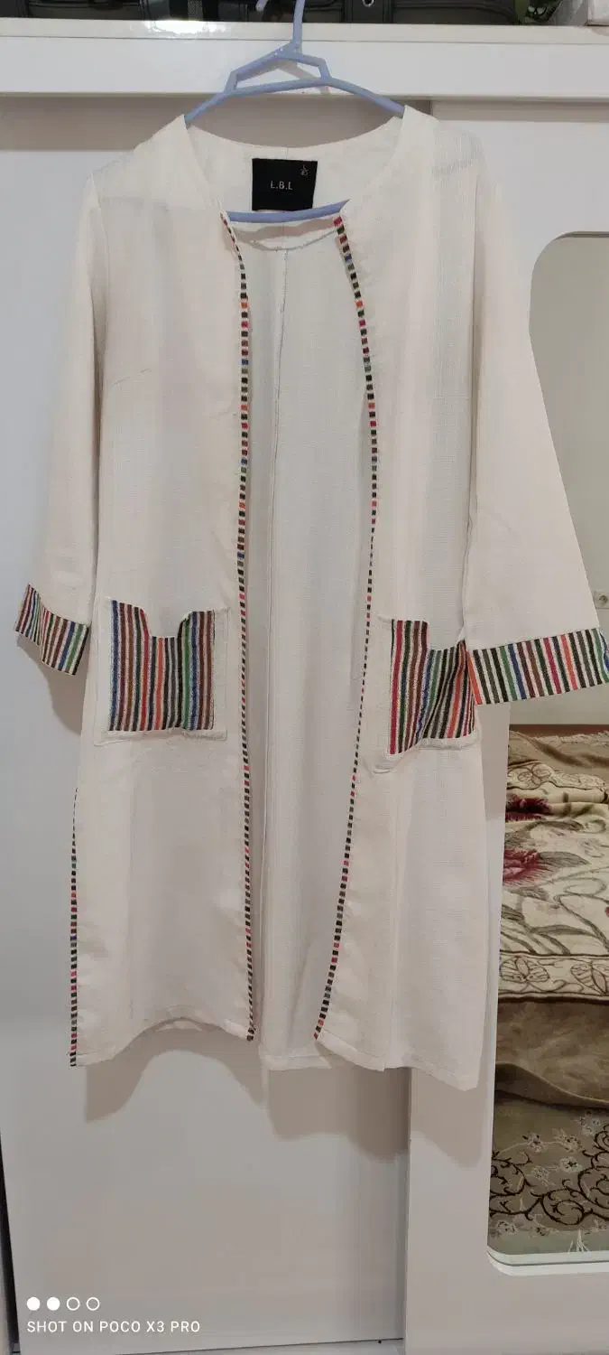 مانتو سفید جلوباز|لباس|مهاباد (آذربایجان غربی), |دیوار