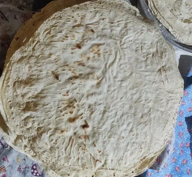 نان تیری محلی|خوردنی و آشامیدنی|شیراز, فرودگاه شهید دستغیب شیراز|دیوار