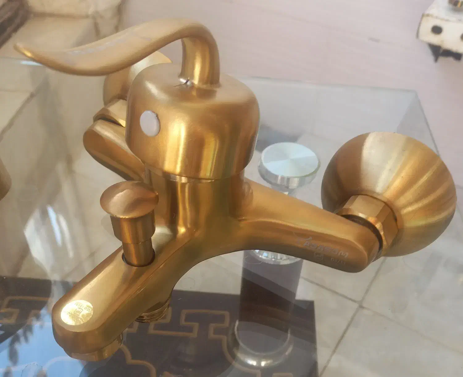 قاصدک طلا مات|لوازم سرویس بهداشتی|اهر, |دیوار