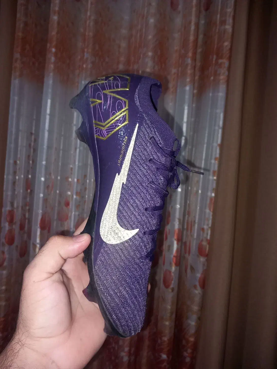 استوک در حد|کیف، کفش، کمربند|گنبد کاووس, |دیوار