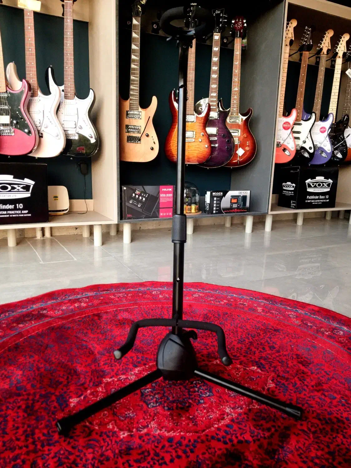 پایه وارداتی انواع گیتار و تار|گیتار، بیس، امپلیفایر|قزوین, |دیوار