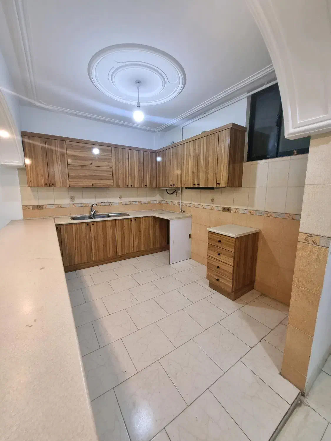 واحد 77 متری / آزادگان / موقعیت مکانی|فروش آپارتمان|لاهیجان, امیرشهید|دیوار