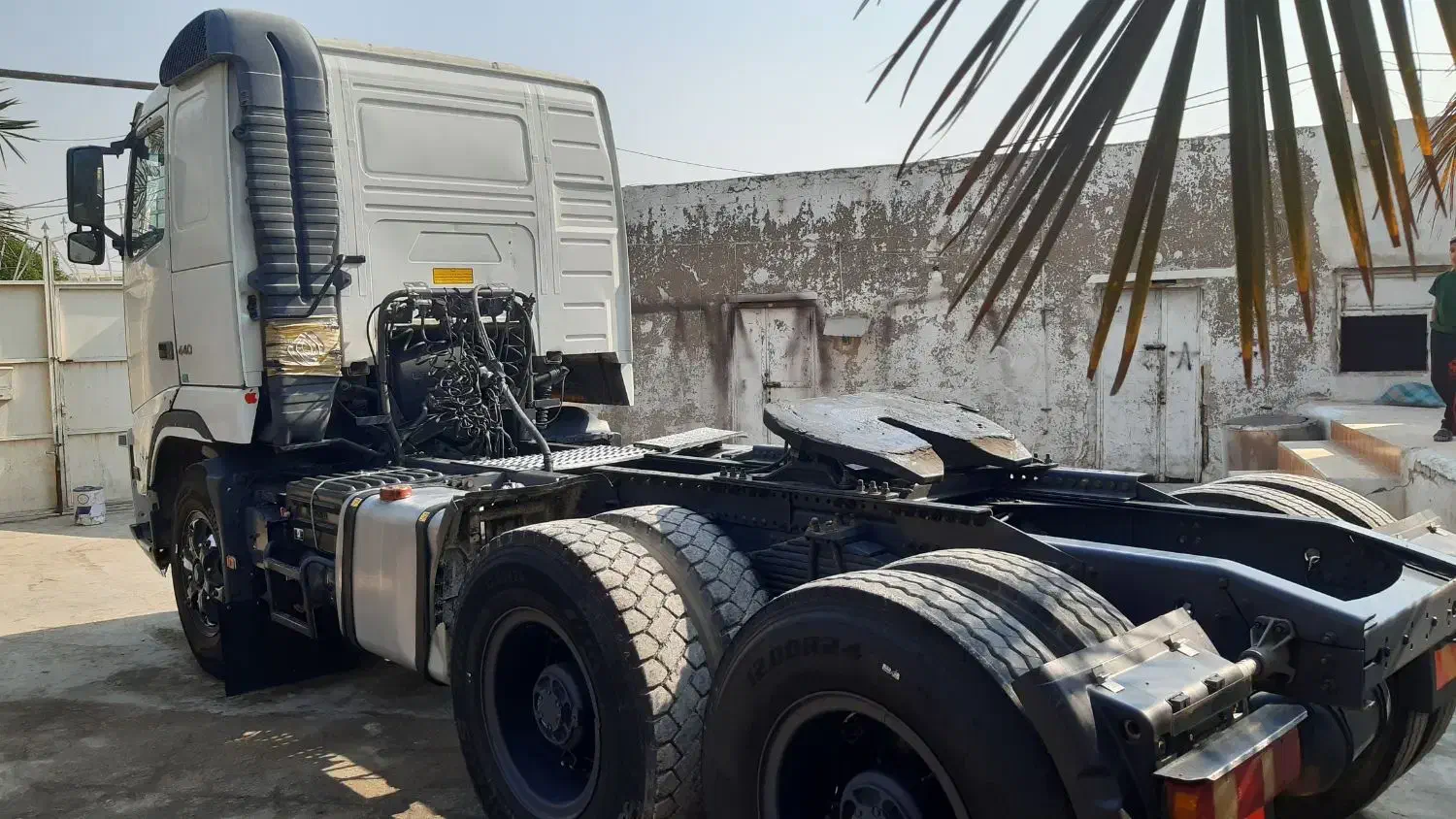 ولوو اف اچ 13 با تریلی|خودرو سنگین|اهواز, غیزانیه|دیوار