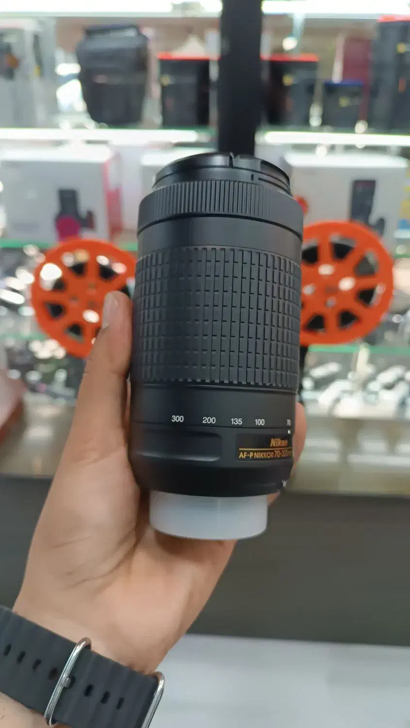 lens Nikon 70-300|دوربین عکاسی و فیلم‌برداری|تهران, امام خمینی|دیوار