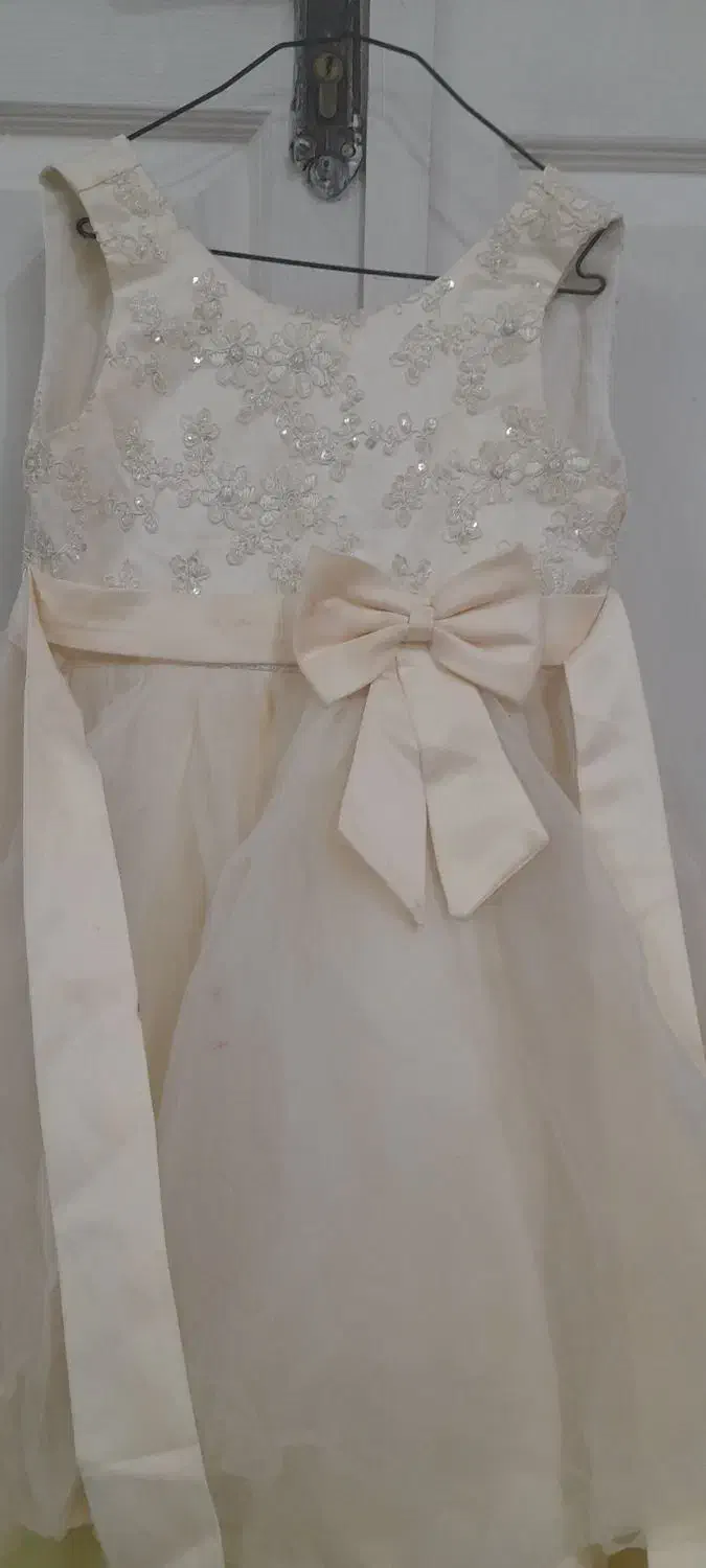 لباس عروس واسه پنج سال تا هشت نه ساله|لباس|بروجرد, |دیوار