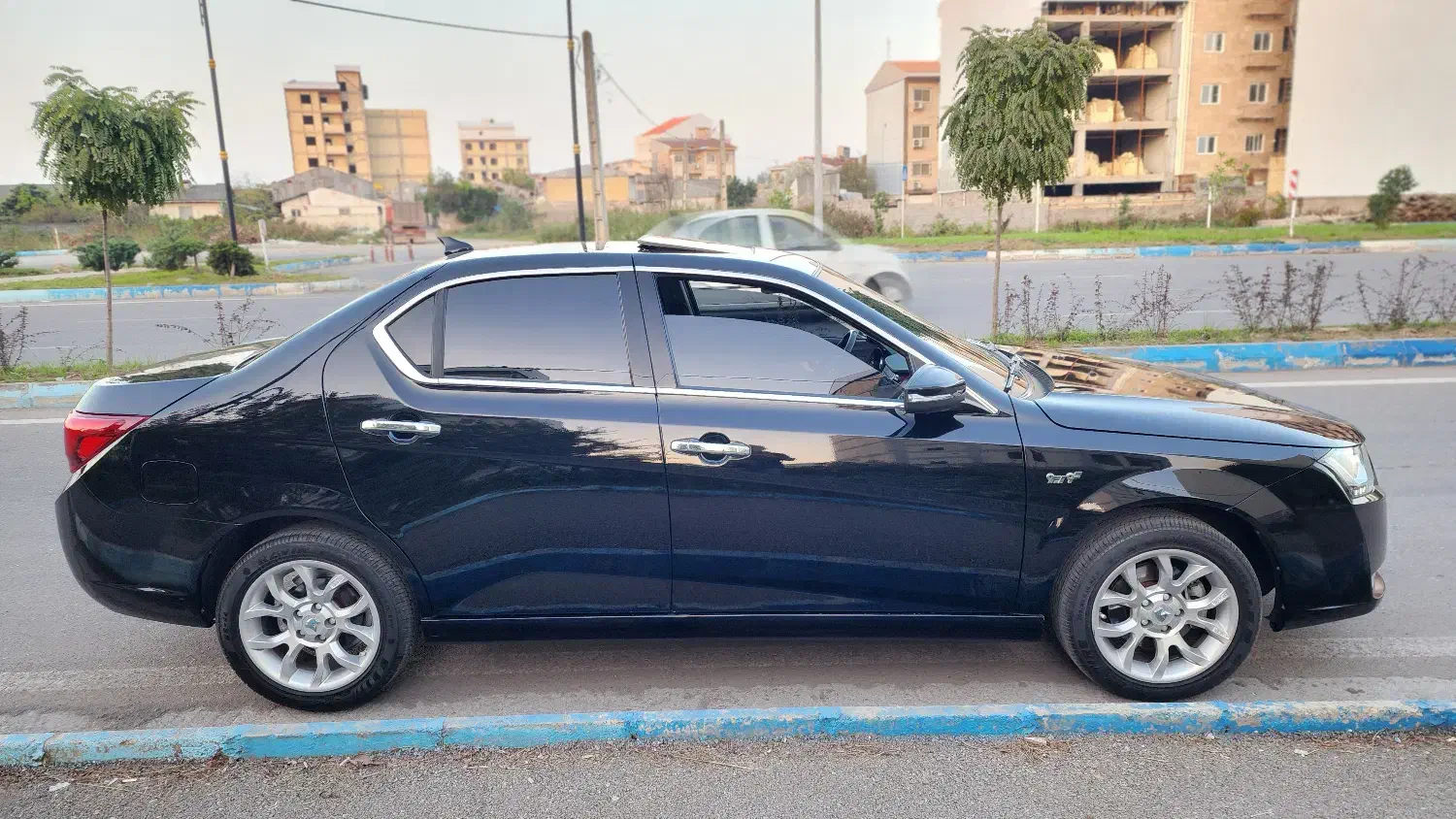 دنا توربو آپشنال اتومات متالیک گارانتی فعال|خودرو سواری و وانت|رشت, دیلمان|دیوار