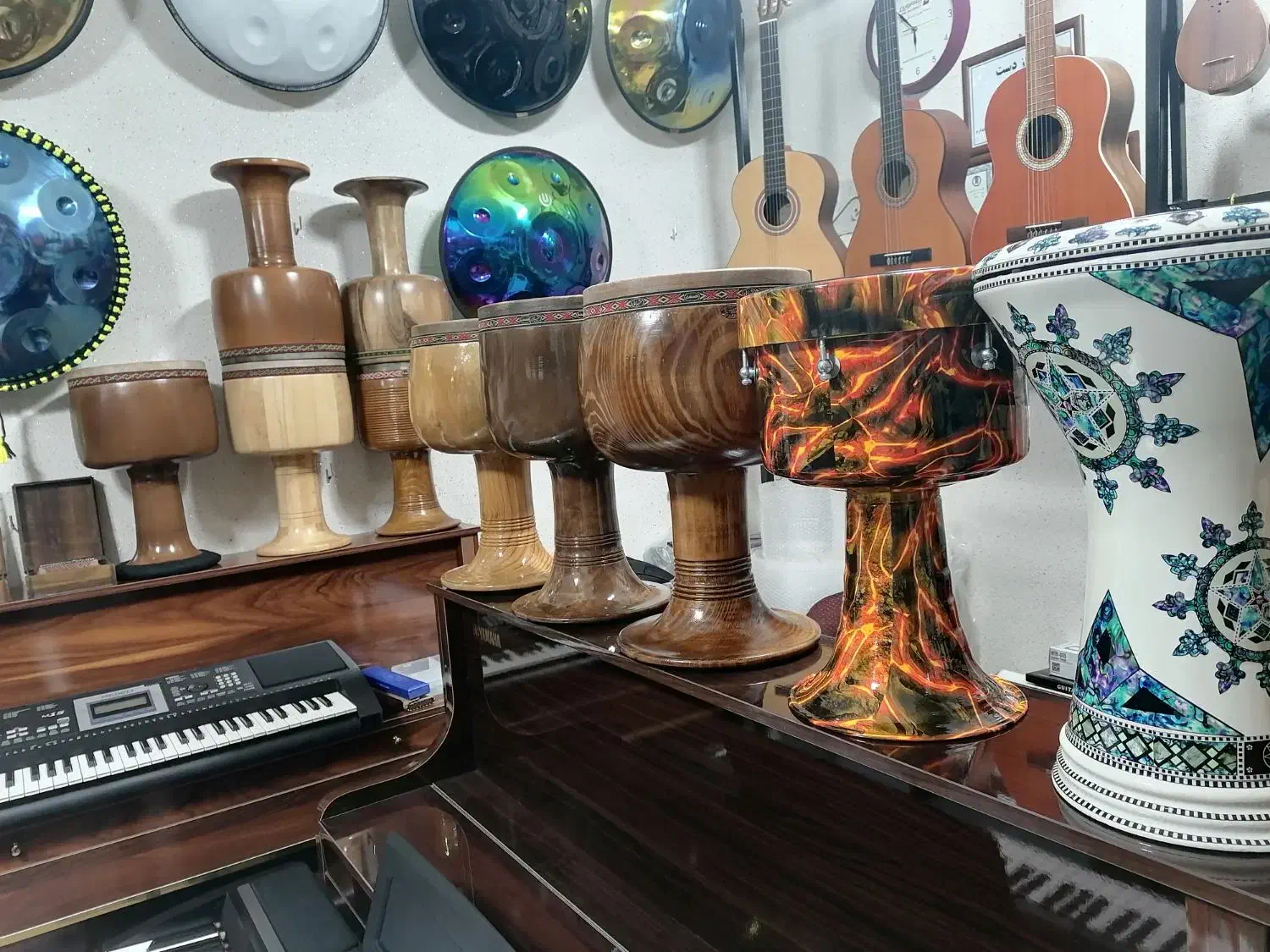 تنبک.تمبک.ضرب|سازهای سنتی|همدان, |دیوار