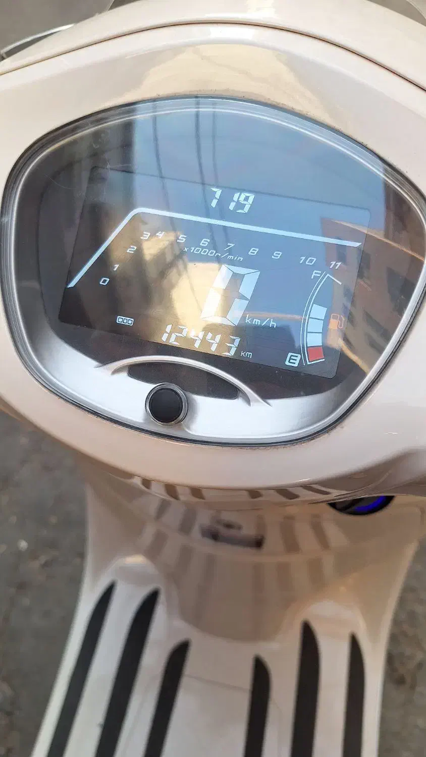 موتور سیکلت مدل بالا کم کار|موتورسیکلت|مشهد, عنصری|دیوار