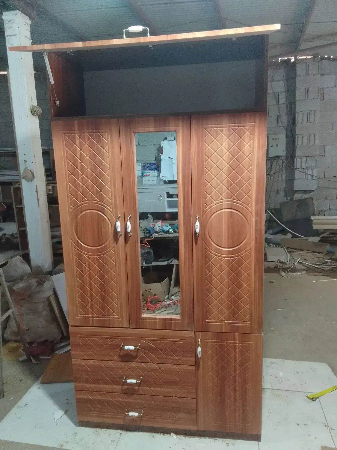 کمد انباری دار بزرگ قیمت مناسب|جاکفشی، کمد، دراور|پارس‌آباد, |دیوار