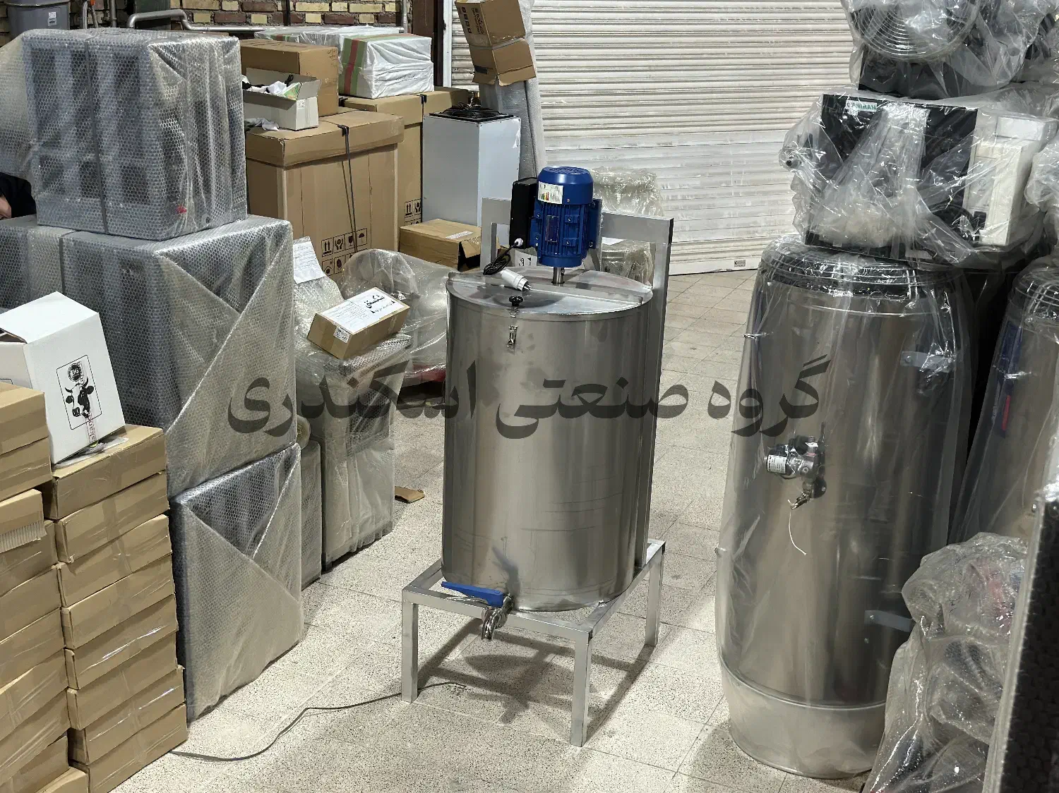 دستگاه کره گیری کره گیر 300لیتری میکسر همزن دار|فروشگاه و مغازه|بجنورد, |دیوار