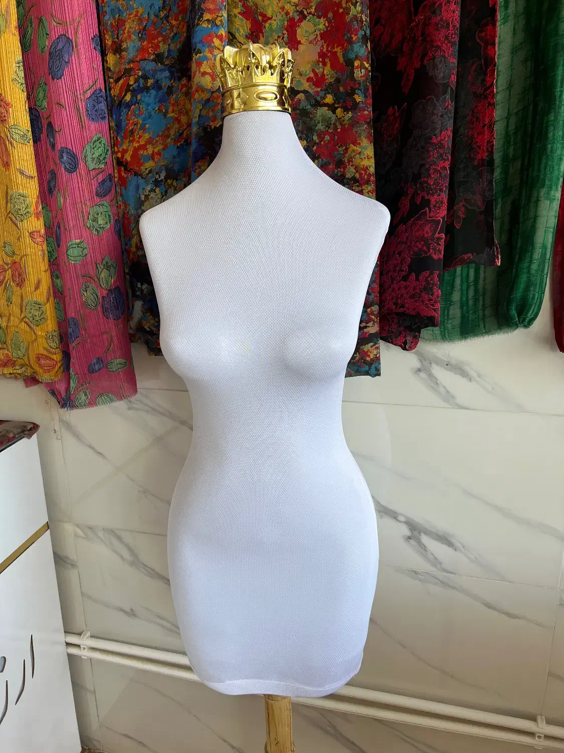 فروش چند عدد مانکن در حد صفر|فروشگاه و مغازه|بانه, |دیوار