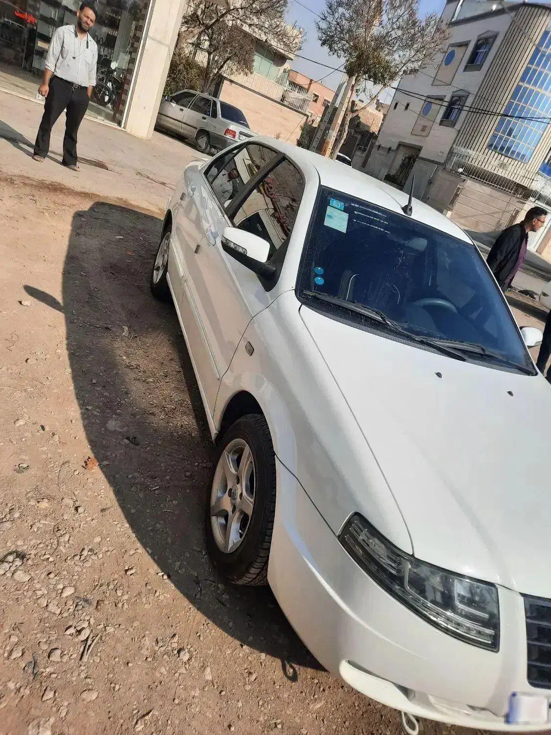 سورن پلاس  سفید 1402|خودرو سواری و وانت|شاهین‌شهر, گزبرخوار|دیوار