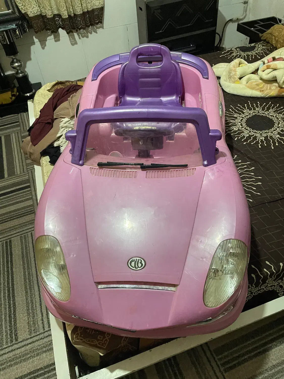 ماشین شارژی بچه|اسباب‌‌بازی|رباط‌کریم, رباط‌کریم|دیوار