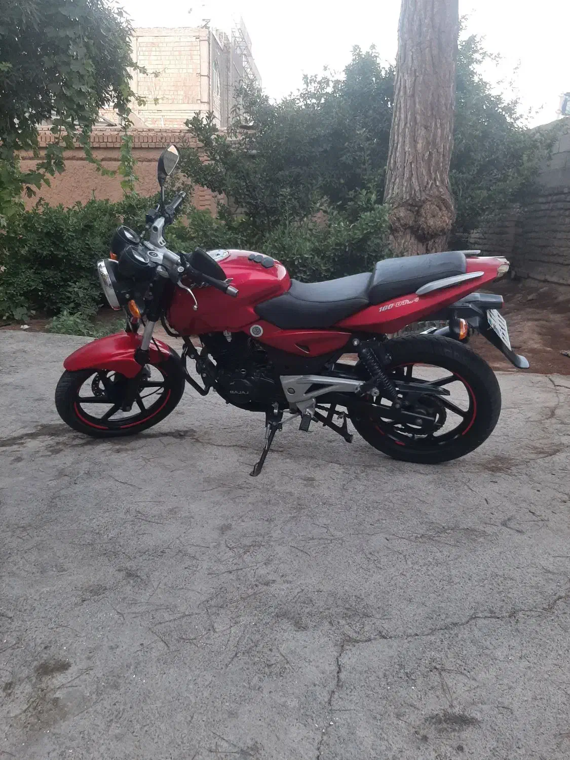 موتور پالس ۱۸۰ یوجی فور|موتورسیکلت|تهران, تهرانسر شرقی|دیوار