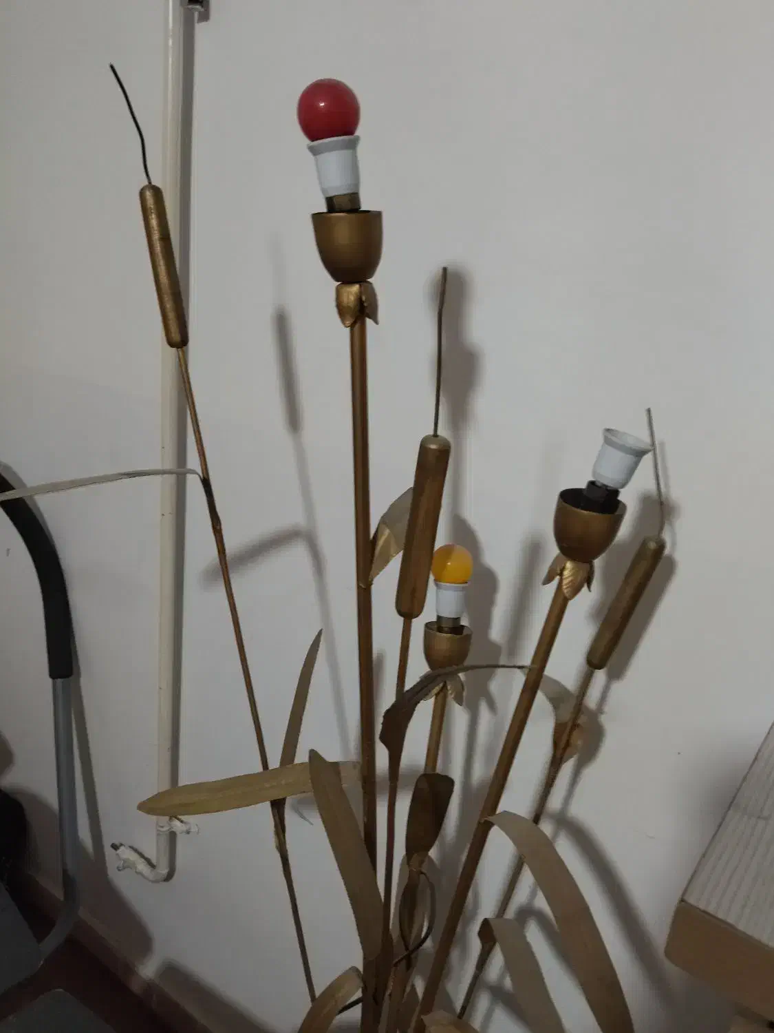 آباژور ایستاده|چراغ خواب و آباژور|زاهدان, |دیوار