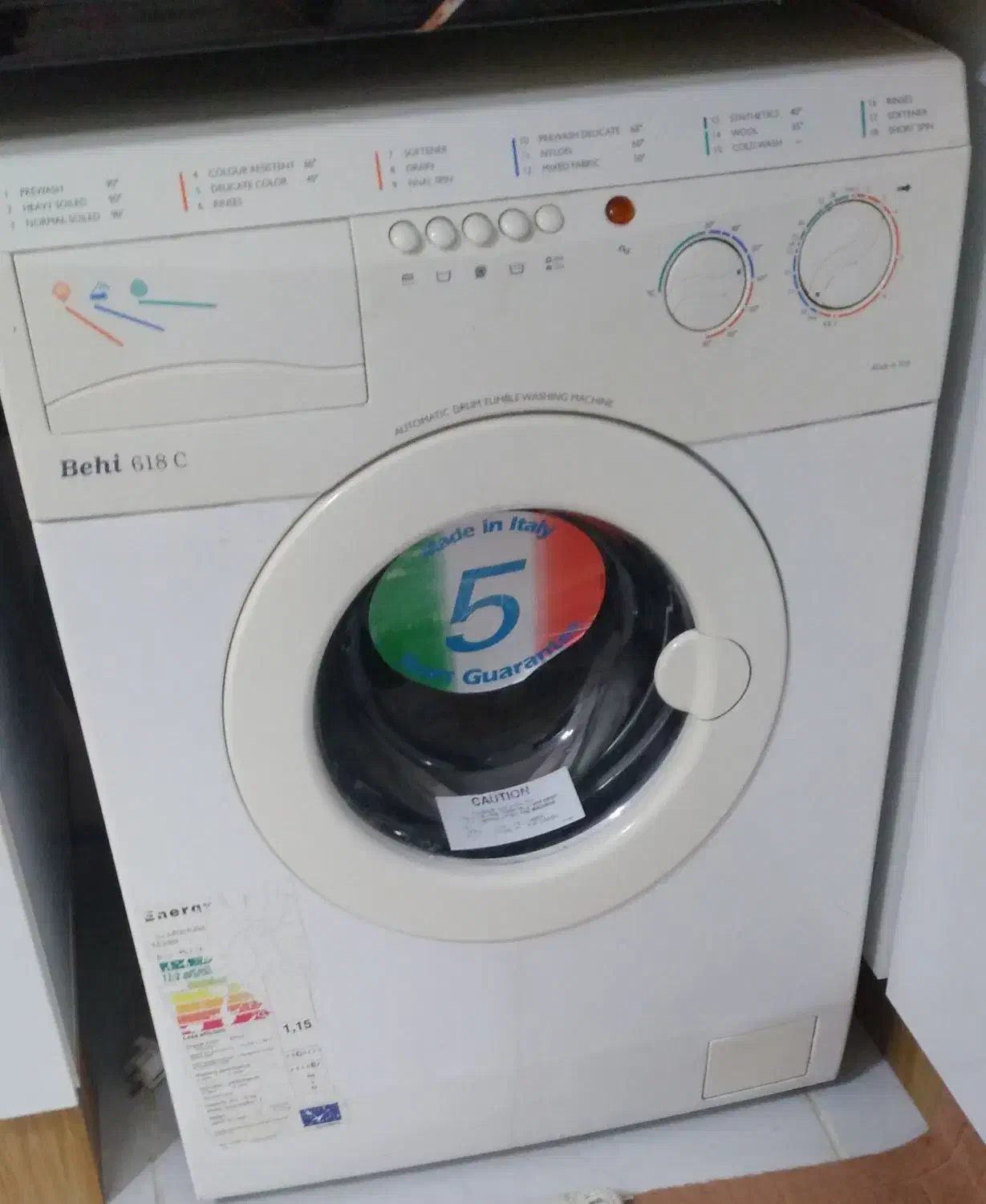 یک عددلباسشوی ویک عددیخجال درحد نو یخچال بدون صدا|ماشین لباسشویی و خشککن لباس|اردبیل, |دیوار