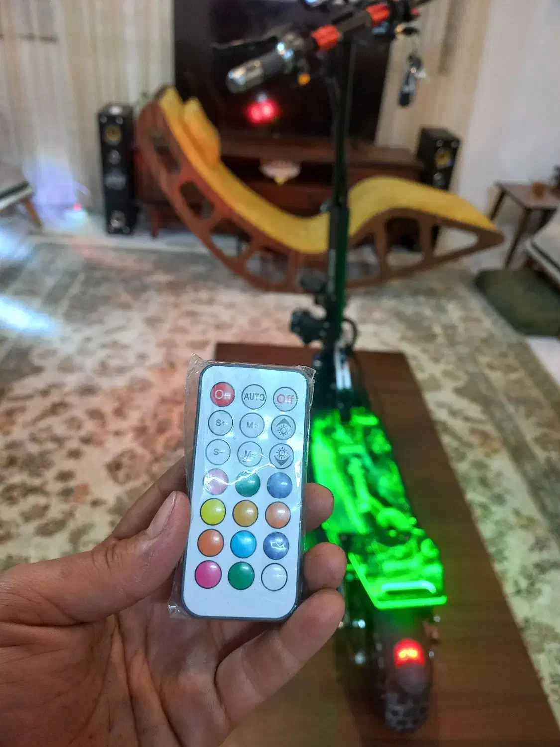 موتور اسکو تر برقی خیلی تمیز|دوچرخه، اسکیت، اسکوتر|مشهد, موسوی قوچانی|دیوار