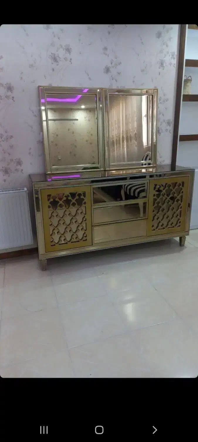 آیینه کنسول نو|بوفه، ویترین، کنسول|فولادشهر, مسکن مهر فولادشهر|دیوار