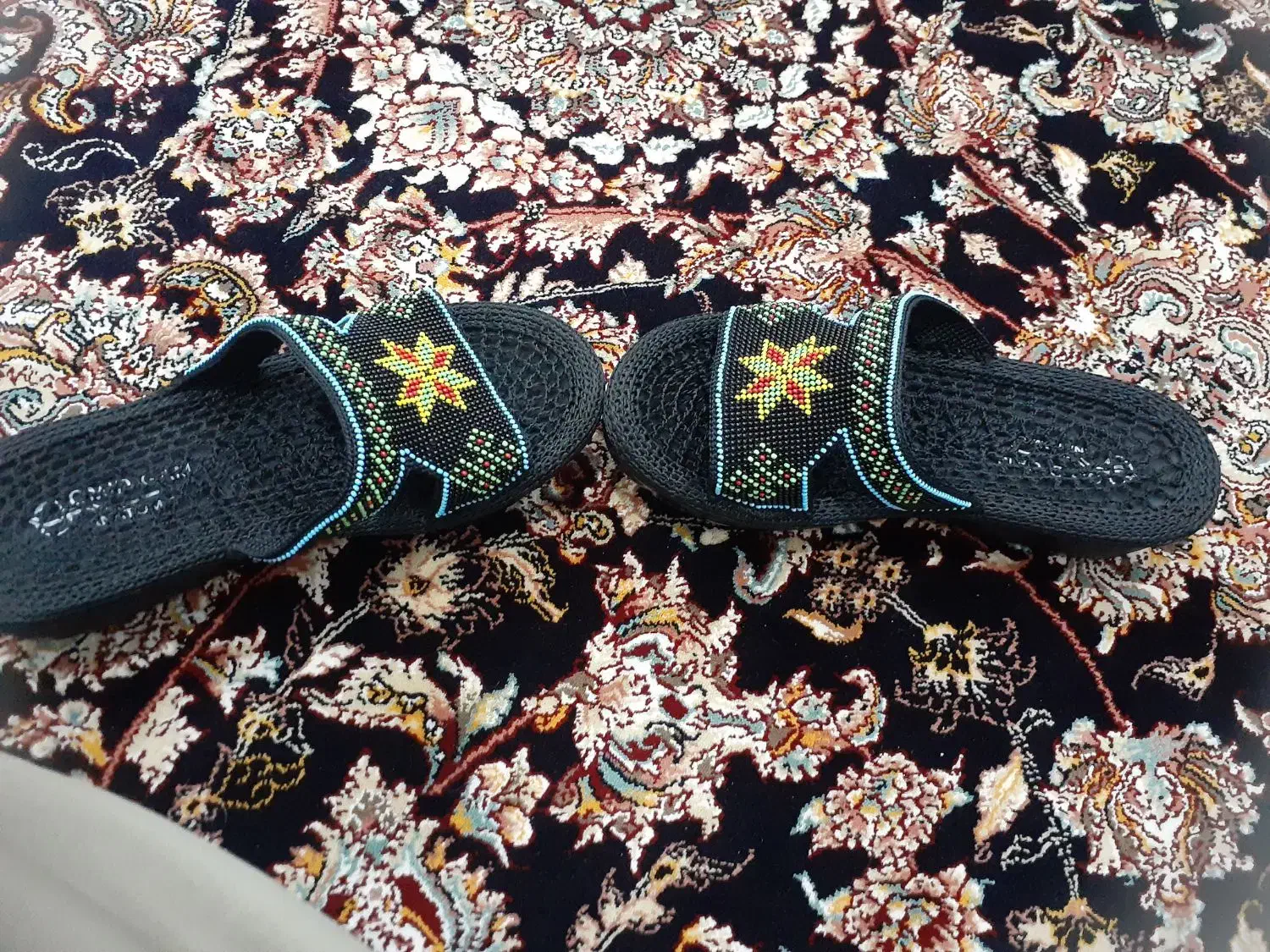 دمپایی|کیف، کفش، کمربند|مریوان, |دیوار