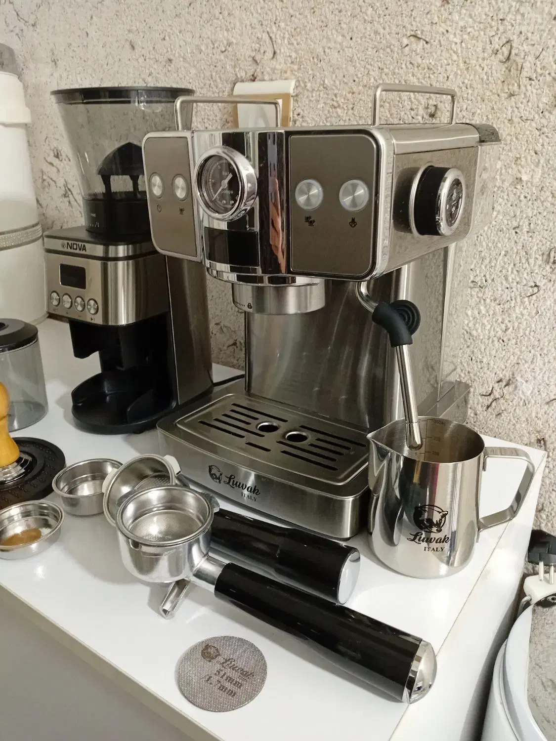 دستگاه قهوه با آسیاب|سماور، چایساز، قهوهساز|رشت, گلزاران|دیوار