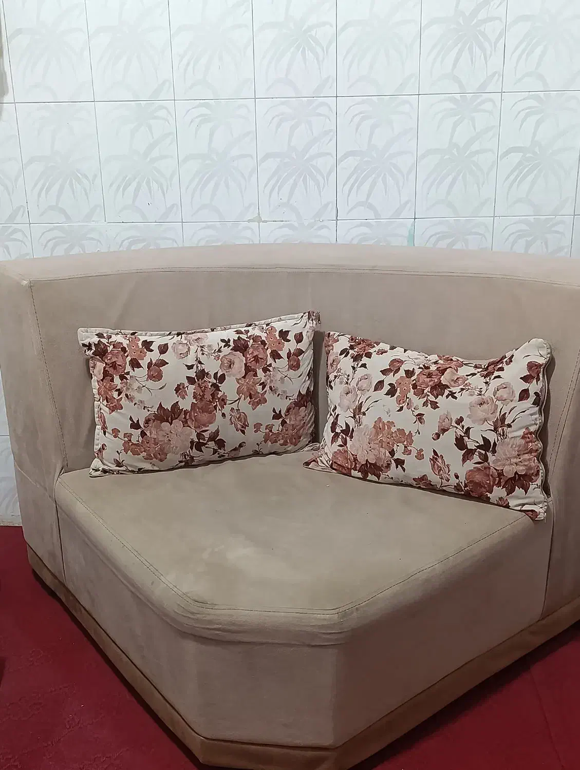 مبل نه نفره در حد نو|مبلمان خانگی و میز عسلی|زاهدان, |دیوار