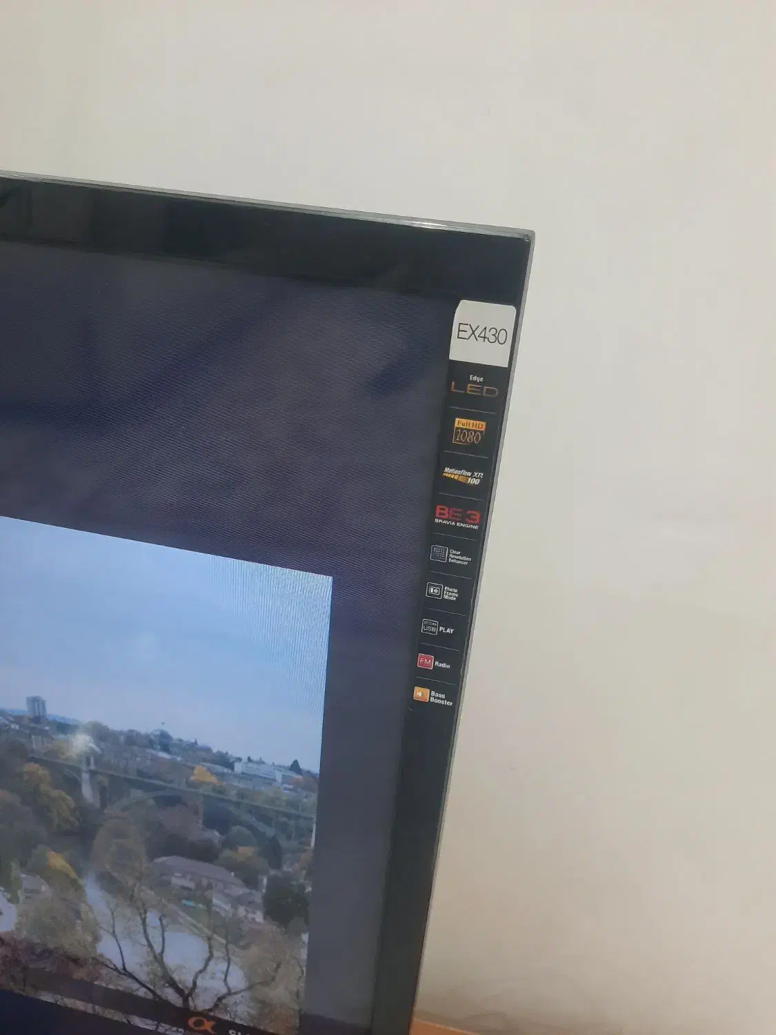 تلویزیون ال ای دی ۴۶ اینچ سونی اصلی|تلویزیون و پروژکتور|بجنورد, |دیوار