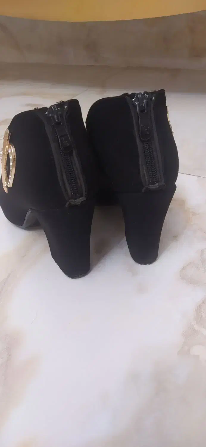 نیم بوت مجلسی|کیف، کفش، کمربند|سلماس, |دیوار