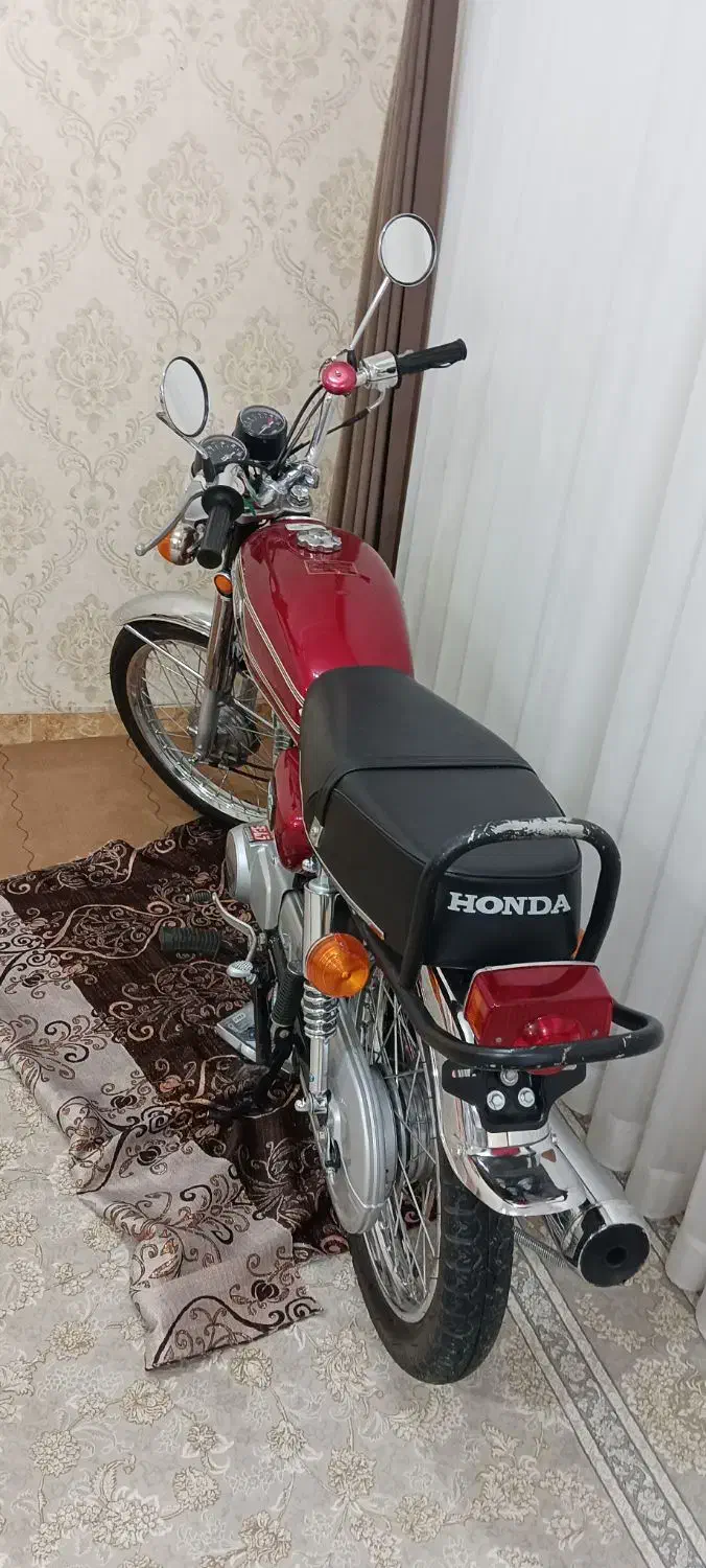 هوندا عتیقه|موتورسیکلت|چرداول, |دیوار