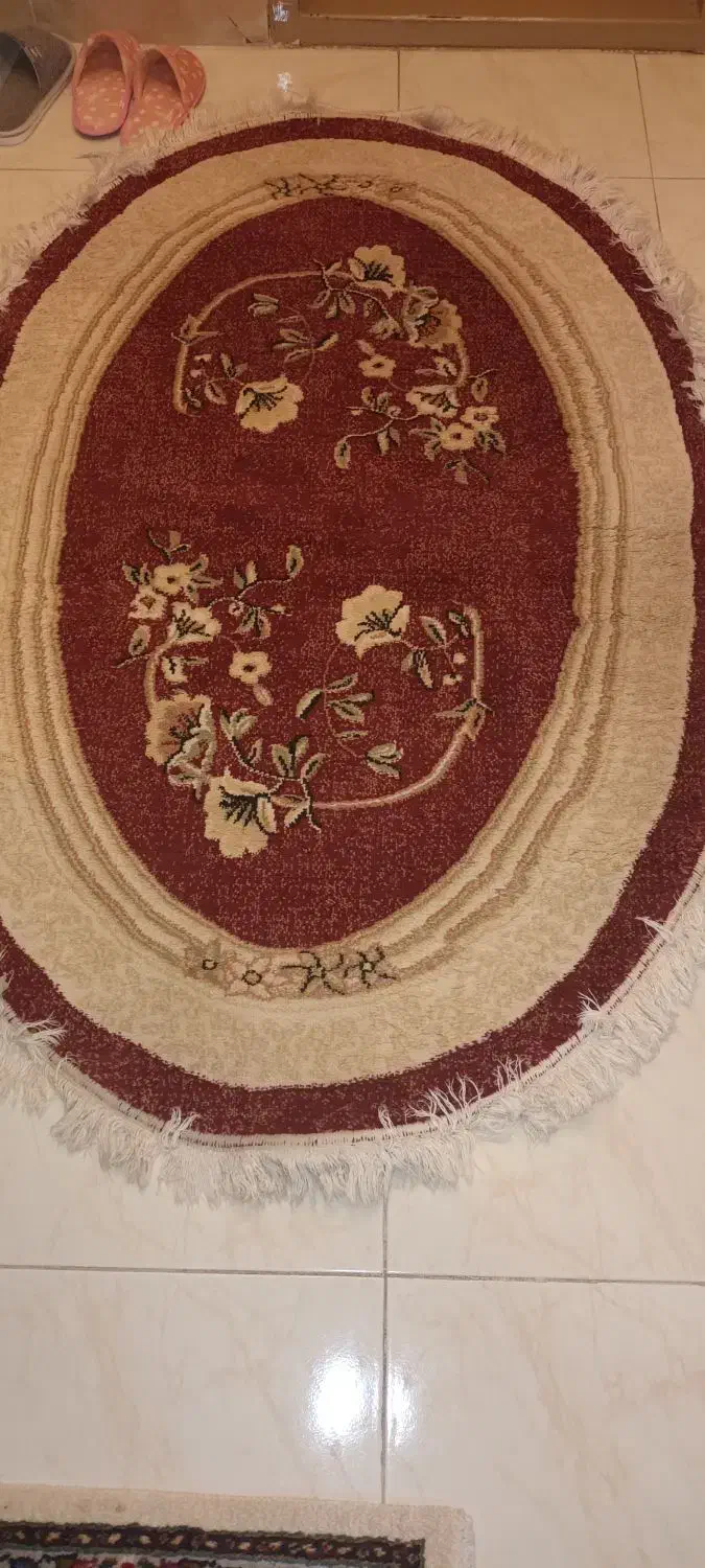 فرش بیضی کارکرده|فرش|ارومیه, |دیوار