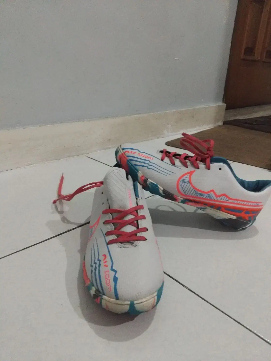 استوک فوتبال|کیف، کفش، کمربند|تهران, اکباتان|دیوار