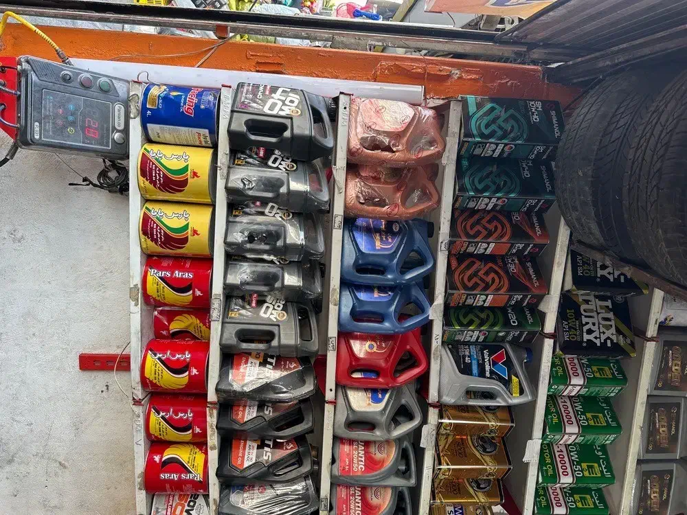 لاستیک و تعویض روغنی شبانه روز با نازل ترین قیمت|خدمات موتور و ماشین|رودهن, |دیوار