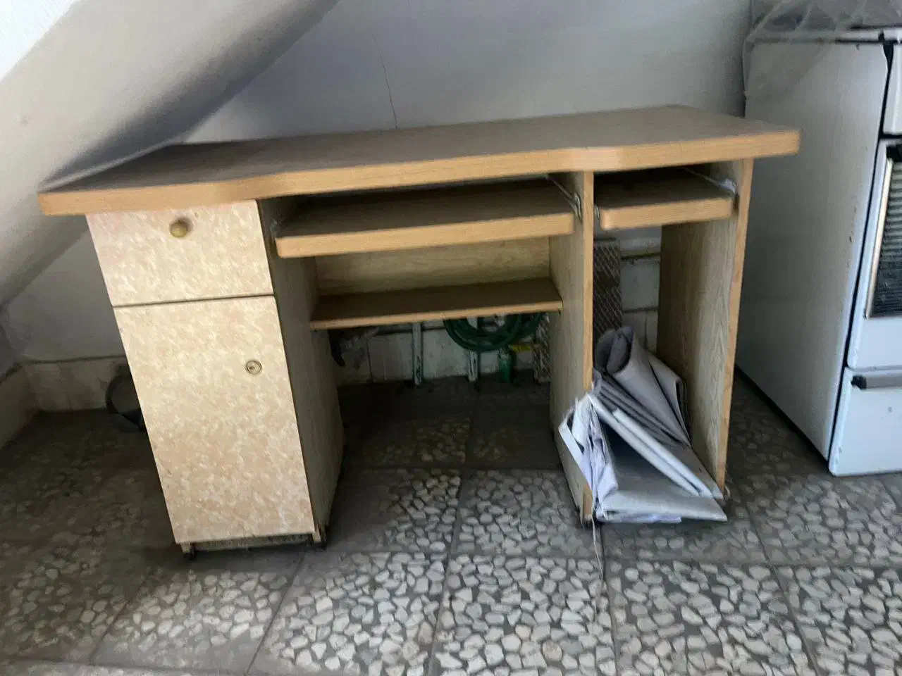 میز کامپیوتر|میز تحریر و کامپیوتر|لنگرود, |دیوار