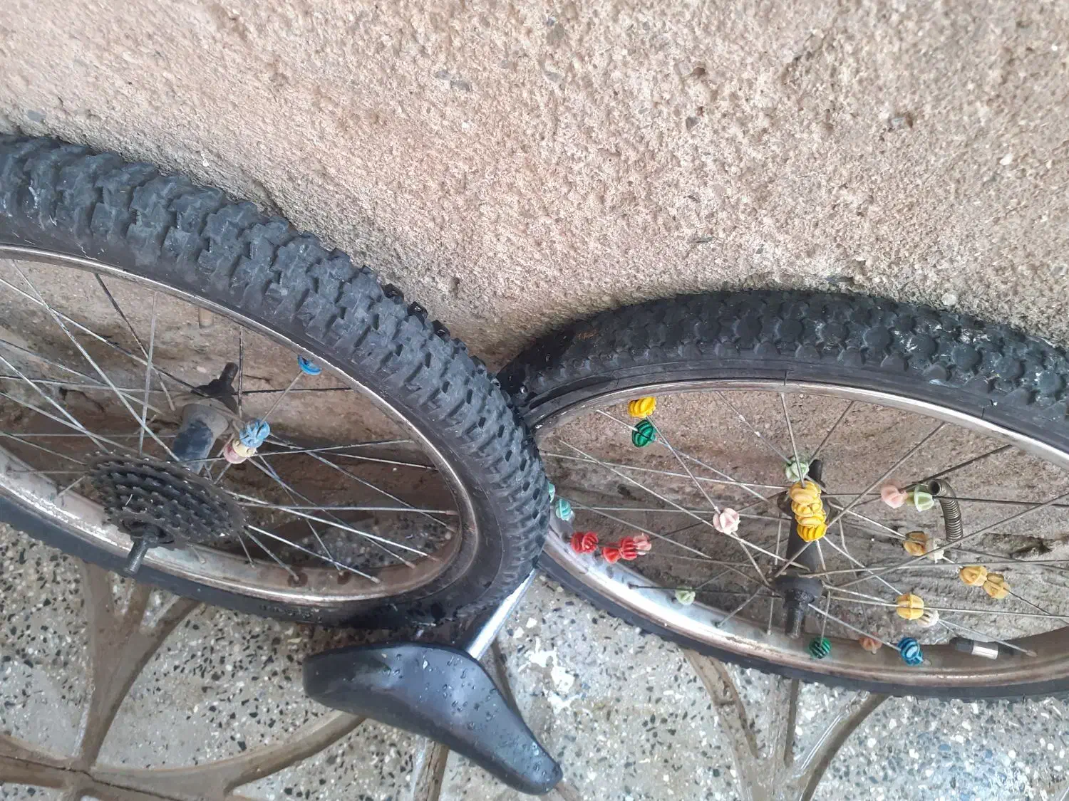 تایر وصندلی|دوچرخه، اسکیت، اسکوتر|بروجرد, |دیوار