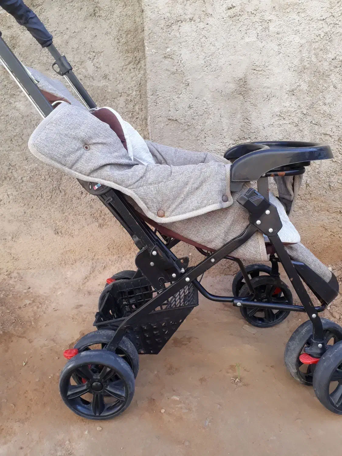 کالسکه کودک سالم|کالسکه و لوازم جانبی|اسفراین, |دیوار