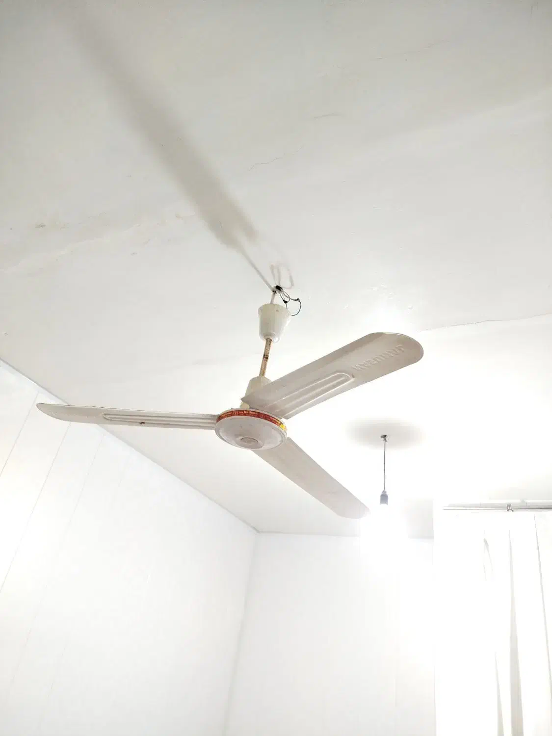 پنکه سقفی|پنکه و تصفیهکنندهٔ هوا|بندر ماهشهر, |دیوار