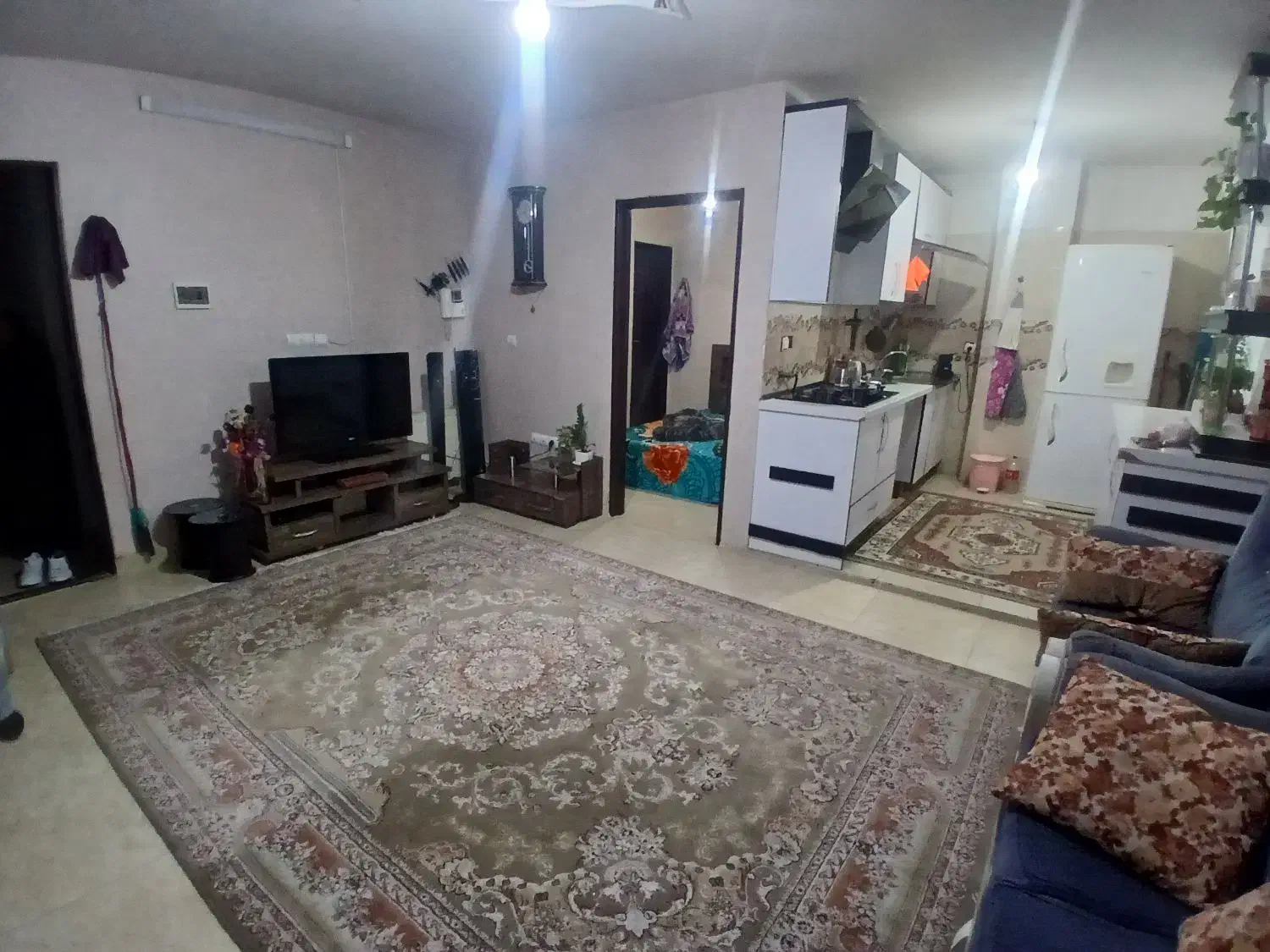 فروش واحد۶۰متری سند تک برگ آماده دریافت وام|فروش آپارتمان|شاهدشهر, |دیوار