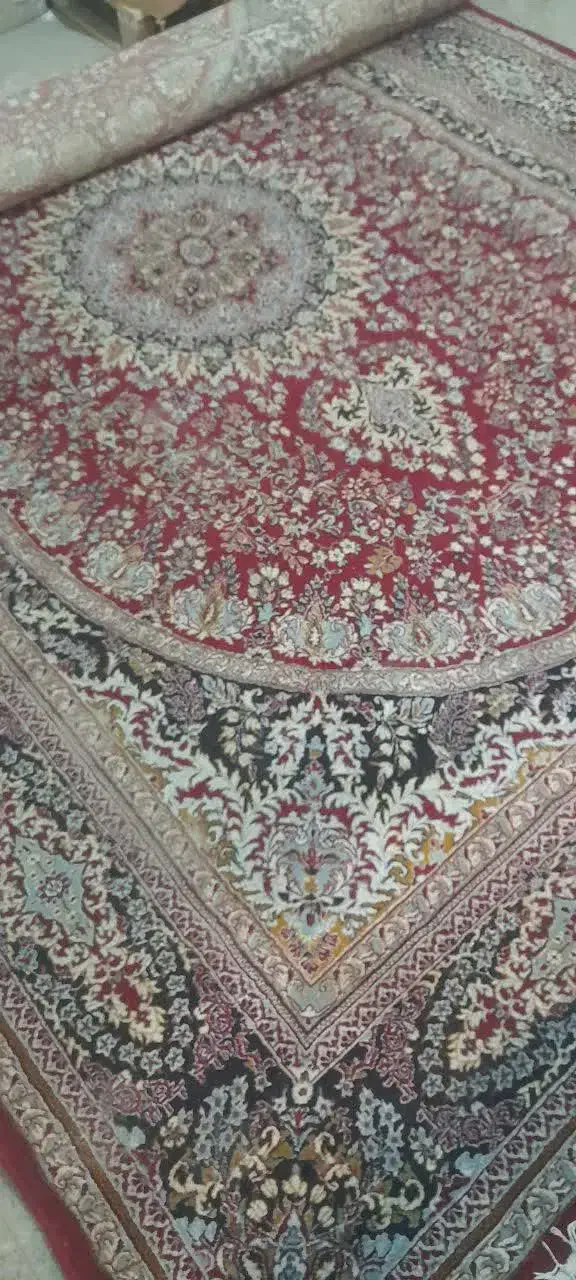 دو عدد فرش ماشینی نه متری. لاکی..|فرش|ملایر, |دیوار