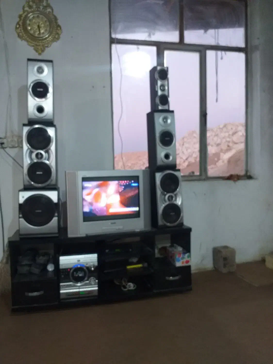 دهزار وات دوبرابر اسپیکر بزرگ صداش بیشتره فلش خور|سیستم صوتی خانگی|الیگودرز, |دیوار