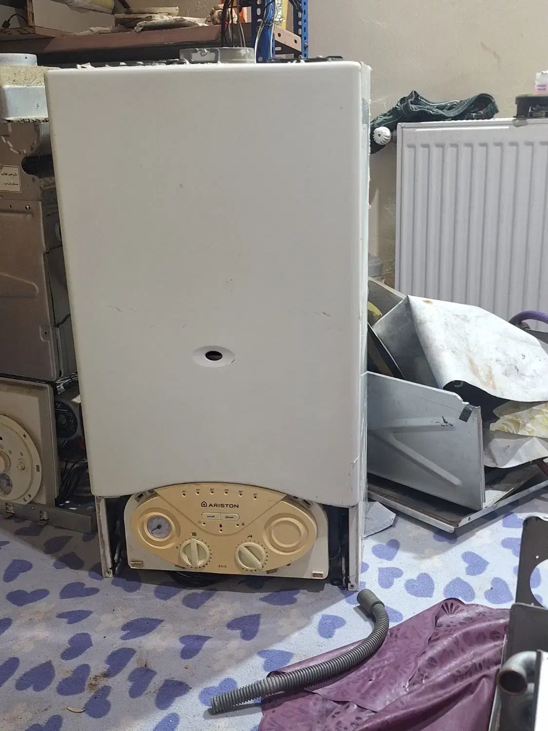 ۲ عدد پگیج آرسیتون و کالدا ونزیا|آبگرمکن، پکیج، شوفاژ|پردیس, فاز ۵|دیوار